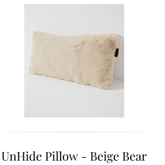 Ellen Degeneres Bedding Unhide Squish Pillow X18 Beige Bear Poshmark